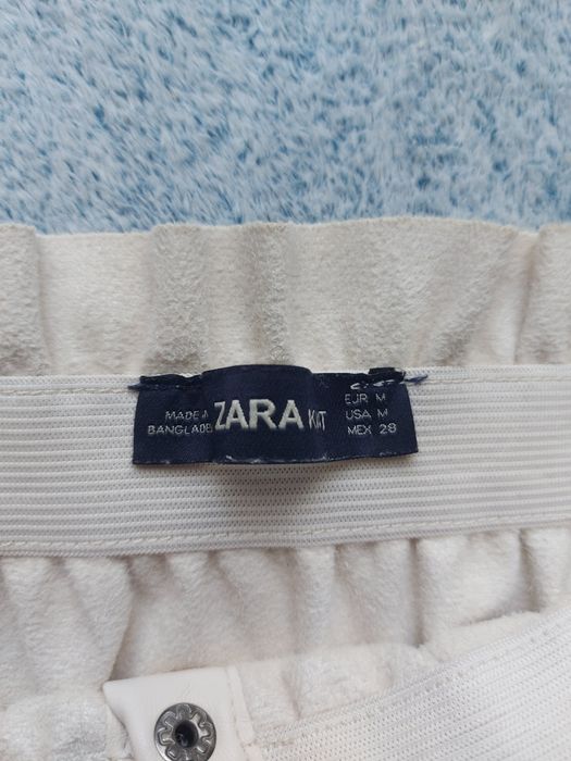 Спідниця Zara з еко шкіри