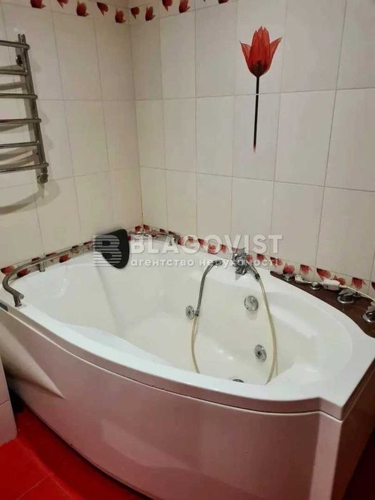 Продаж квартири Шумського Юрія, 8а Березняки