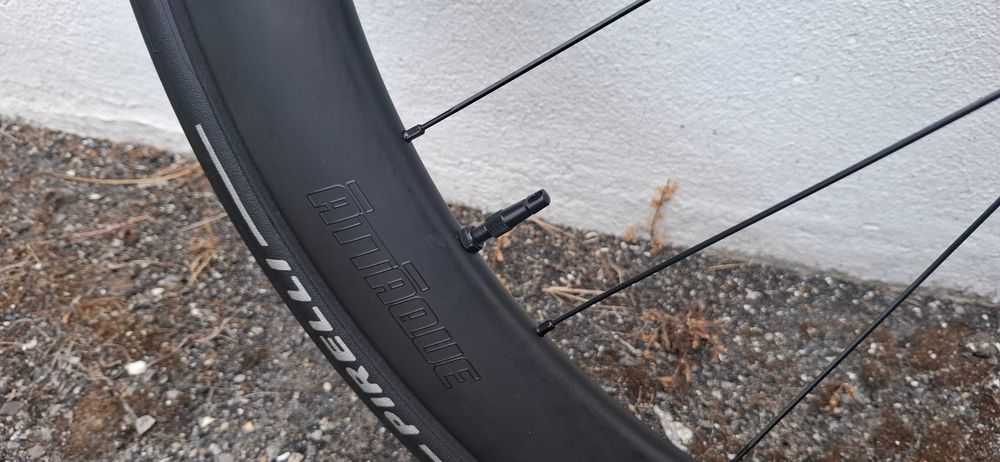 Rodas de ciclismo de estrada em Carbono perfil 50 mm