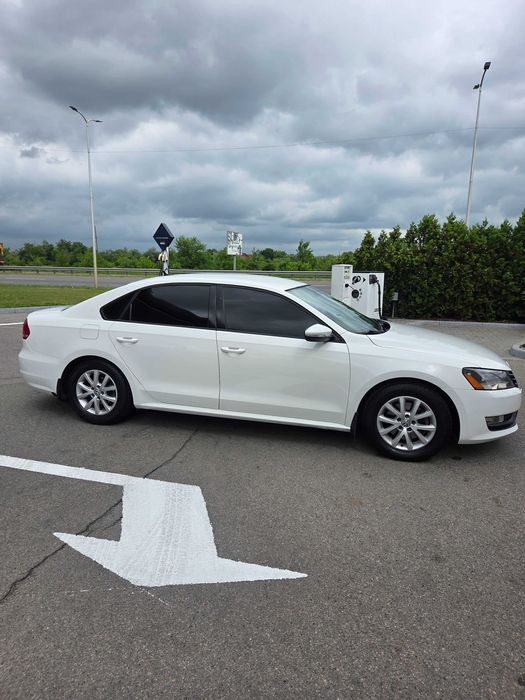 Автомобіль Volkswagen