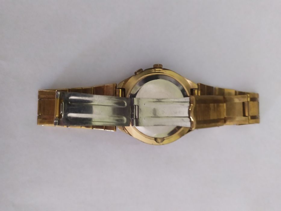 Продам наручные часы