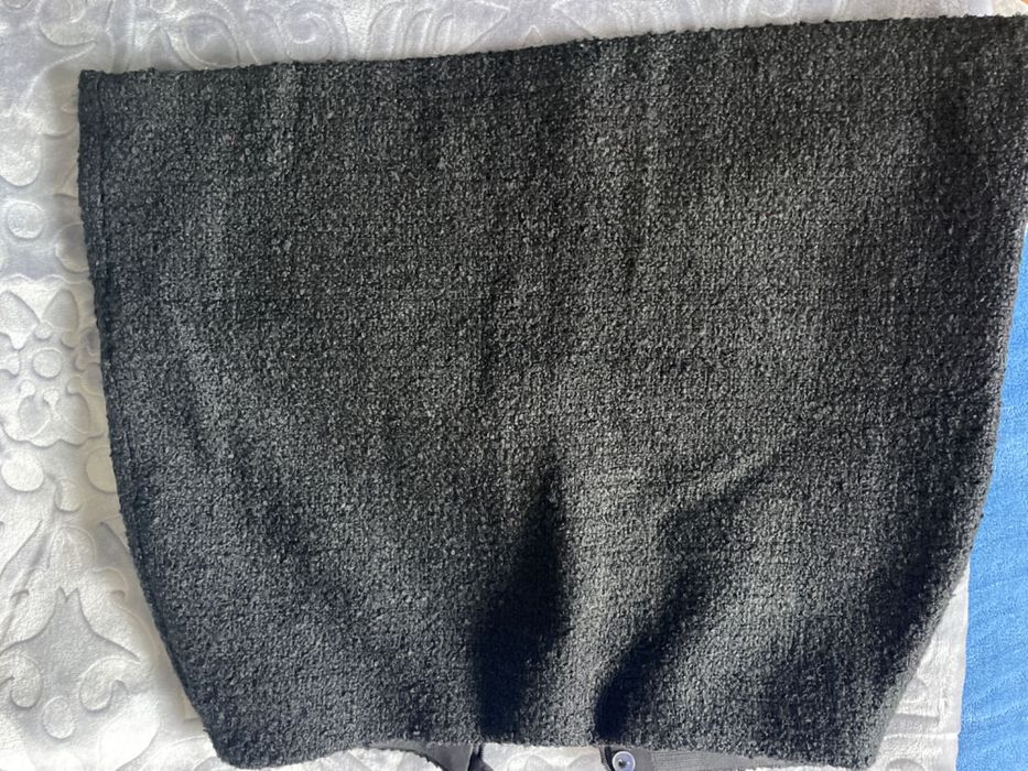 2 saias: Saia preta/branca e saia só preta  H&M novas