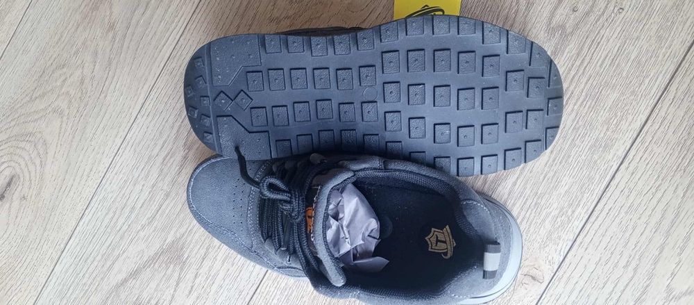 Nowe buty robocze