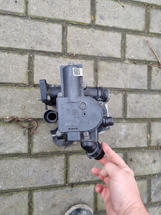 Pompa wody termostat Audi A3 8V 2.0 TFSI