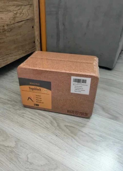 Nowe nieużywane korkowe bloczki kostki do jogi dwie sztuki