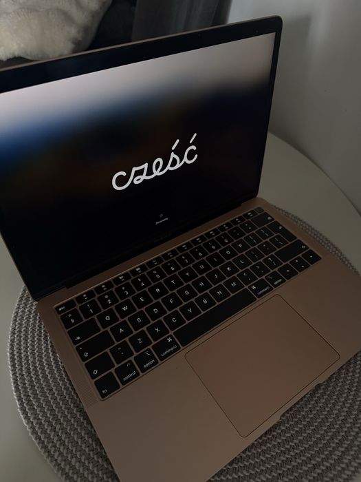 MacBook Air 13" 2019 | Intel i5 / 8GB / 128GB SSD | ROSE GOLD | Stan BDB