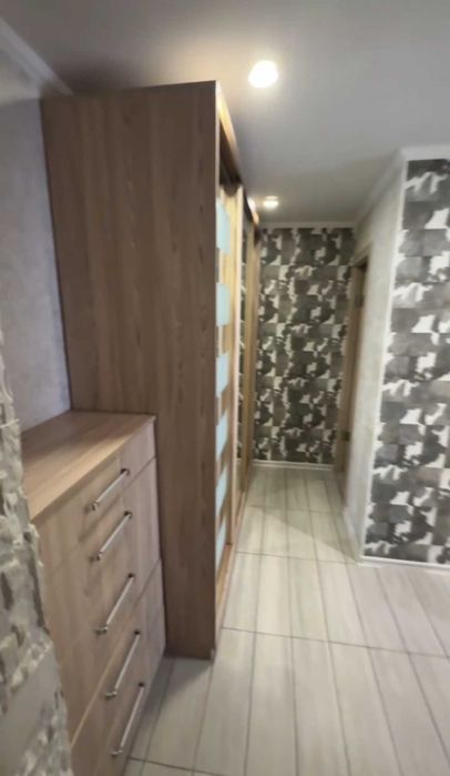 сдам 1комн квартиру Чаривная 121