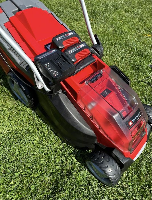 Акумуляторна газонокосарка Einhell GE-CM 36/36 Li 2X4A, зарядне