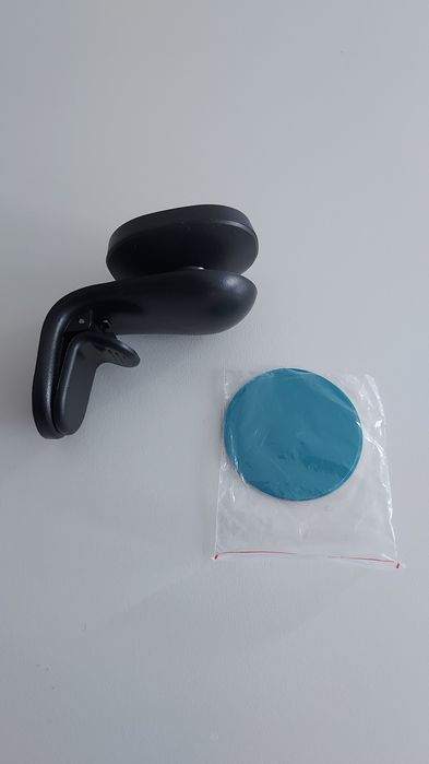 Suporte para telemóvel com mola e imans