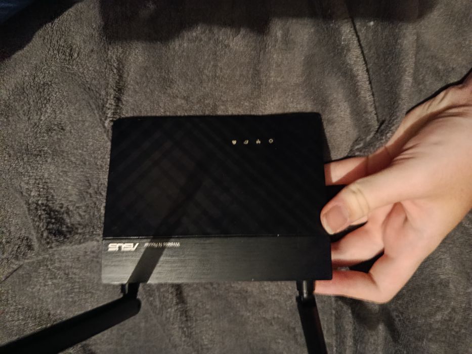 Router Wi-Fi ASUS RT-N12+ B1 N300 + Zasilacz 5V Sprawny
