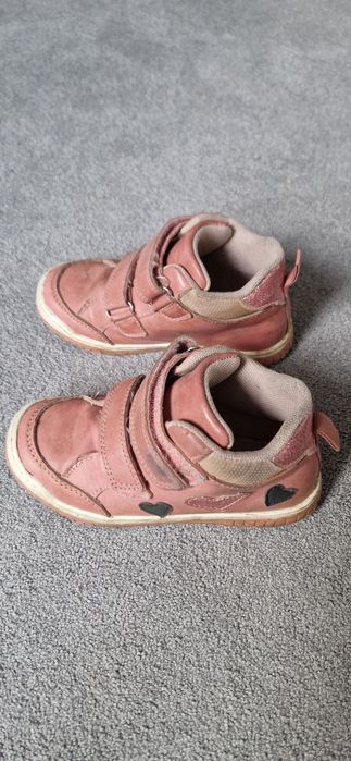 Trzewiki dla dziewczynki