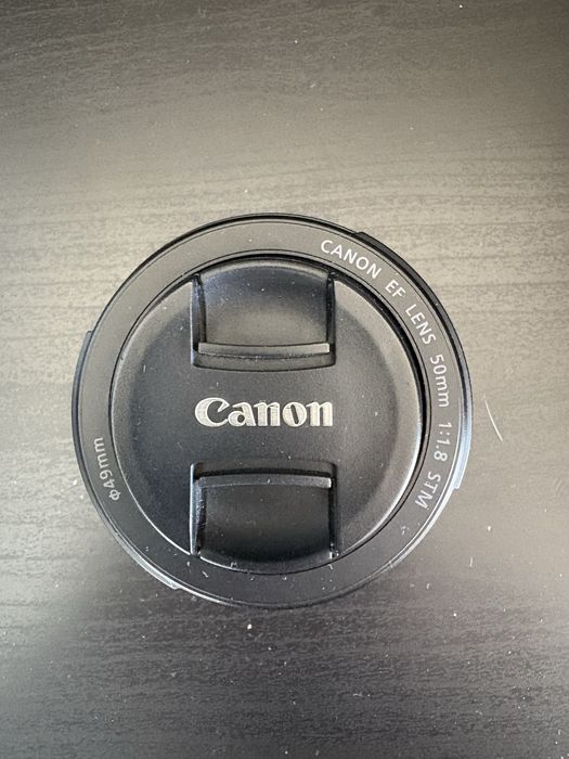 Objetiva Canon EF 50mm F1.8 STM