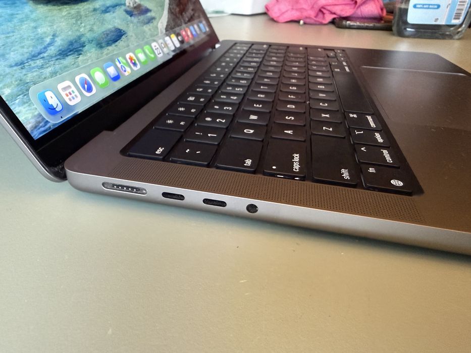 Apple Macbook M1 Pro 14” 2021