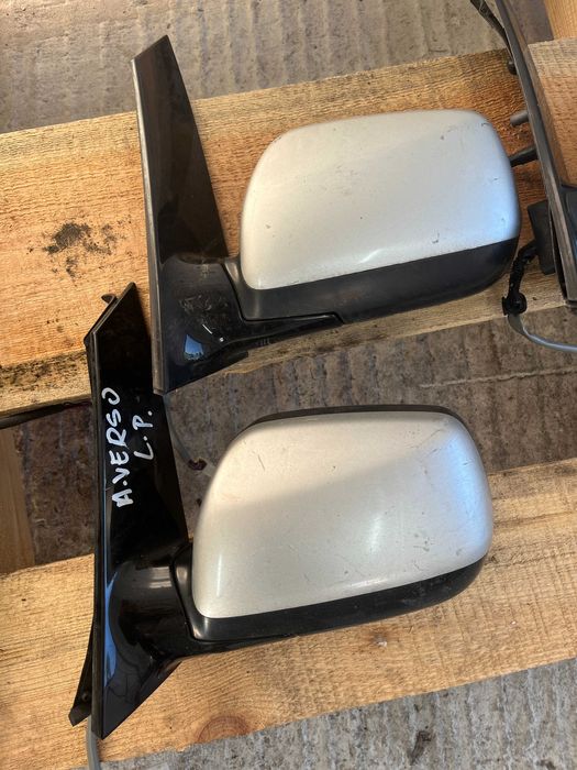 Дзеркало бічне зеркало боковое Toyota Avensis Verso Тойота 2001-2009