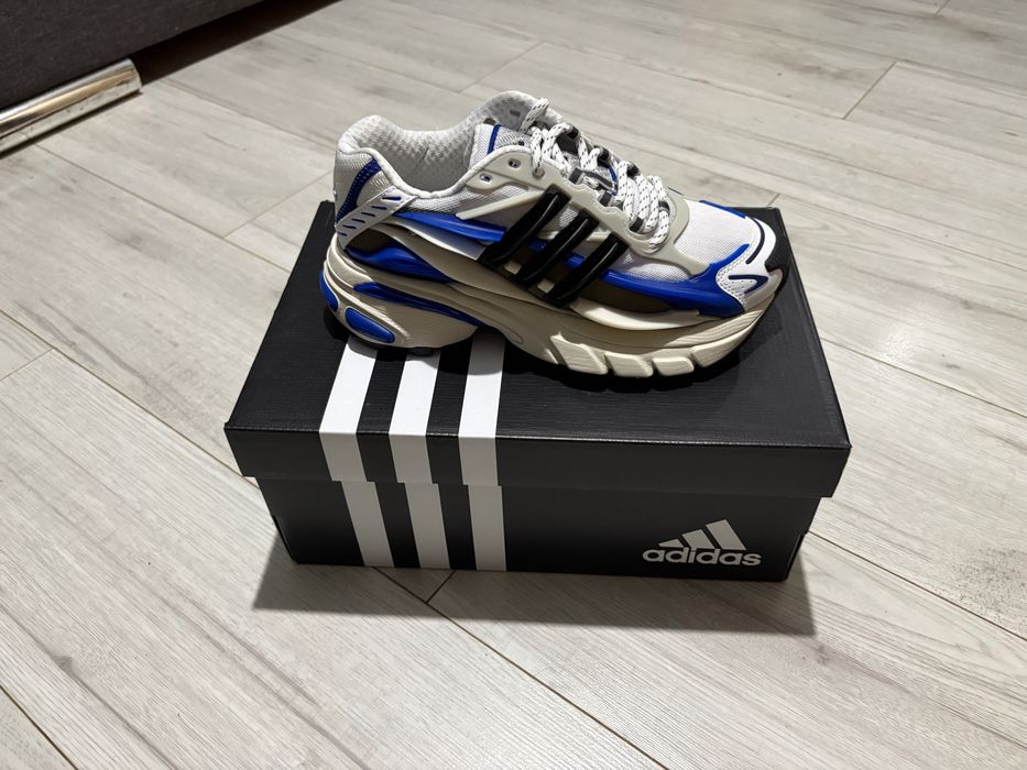Adidas jellyfish x pharrell Williams royal blue