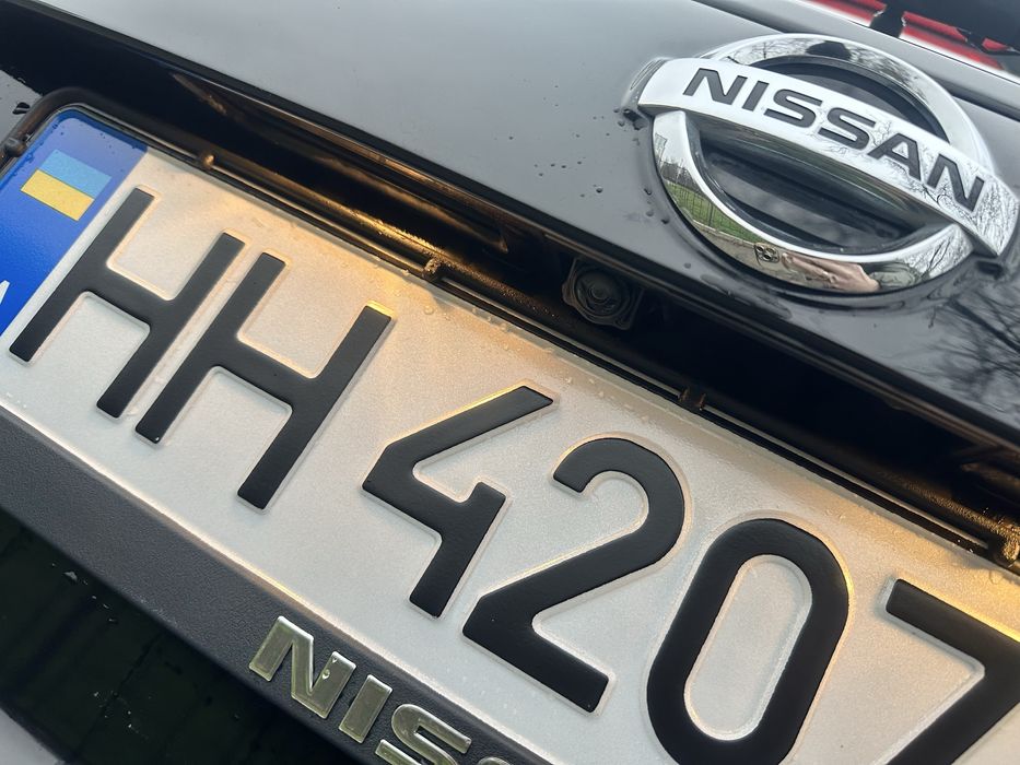 Nissan Juke 2015 рестайл кожа, бесключевий, люк. Ниссан Жук