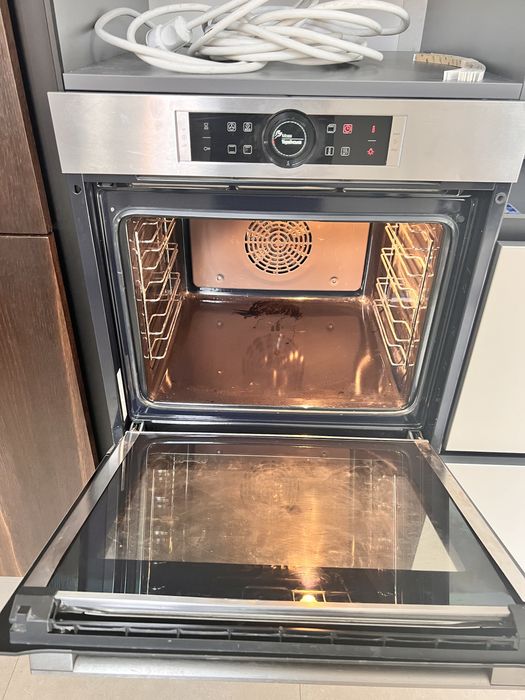 Духова шафа електрична Bosch HBG634BS1