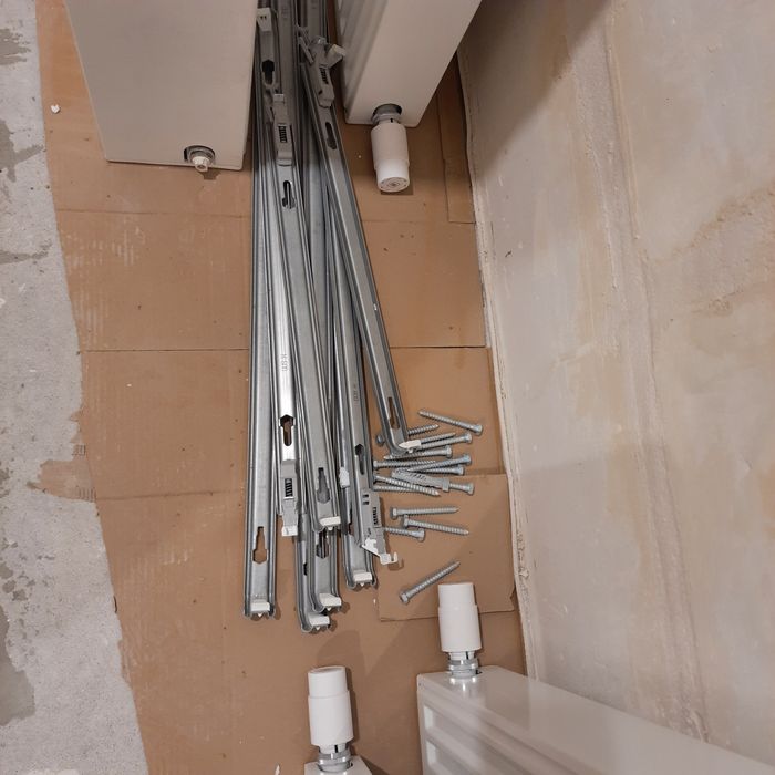 Grzejnik stalowy płytowy 90x40cm z termostatem