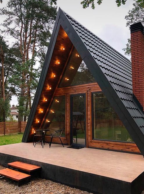 Покрівельні, фасадні роботи. Монтаж даху, утеплення. єВідновлення.