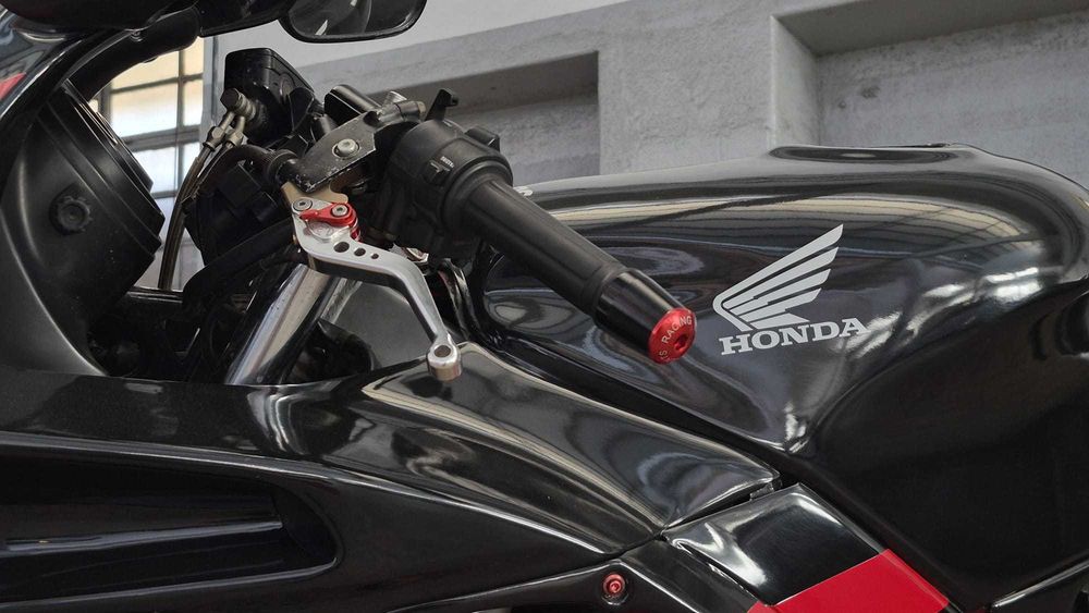 Honda CBR 600 f2