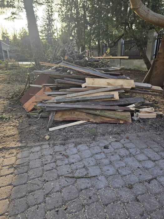 Oddam za darmo drewno po remoncie oraz drewno ogrodowe