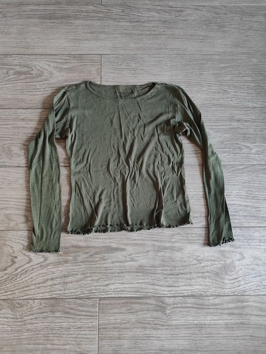 Bluzka z długim rękawem topik falbanka elegancka krótsza t-shirt koszu