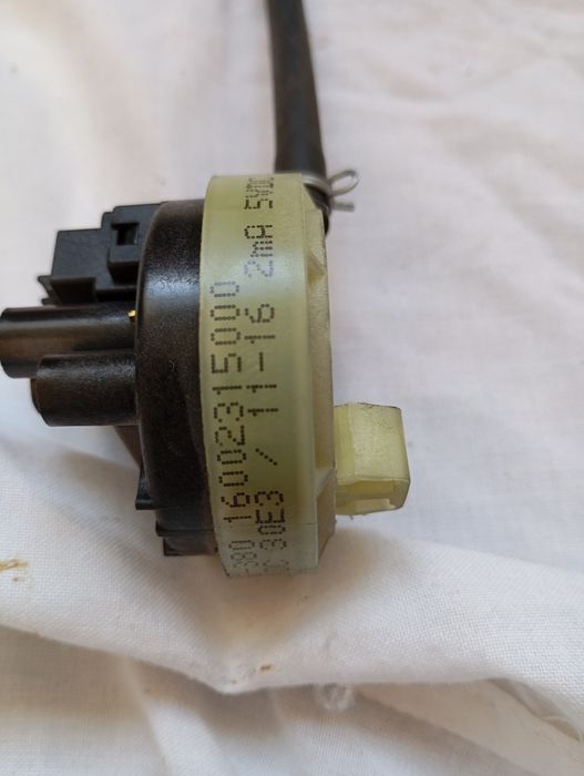 Запчасти для стиральной машины Indesit.