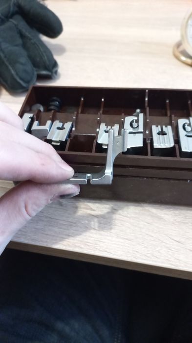 Лапки, лапка, швейная машинка, лапка для швейной машинки.