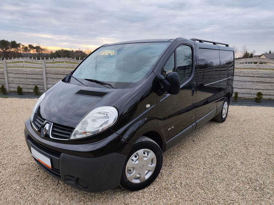 Renault Trafic  2,0DTI 115km, 2013r,Long,Długi, L2H1,3 -osobowy,Klima,Tempomat,