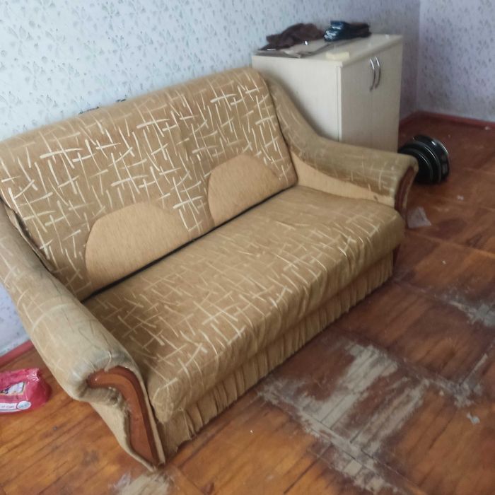 Продам диван и кресло