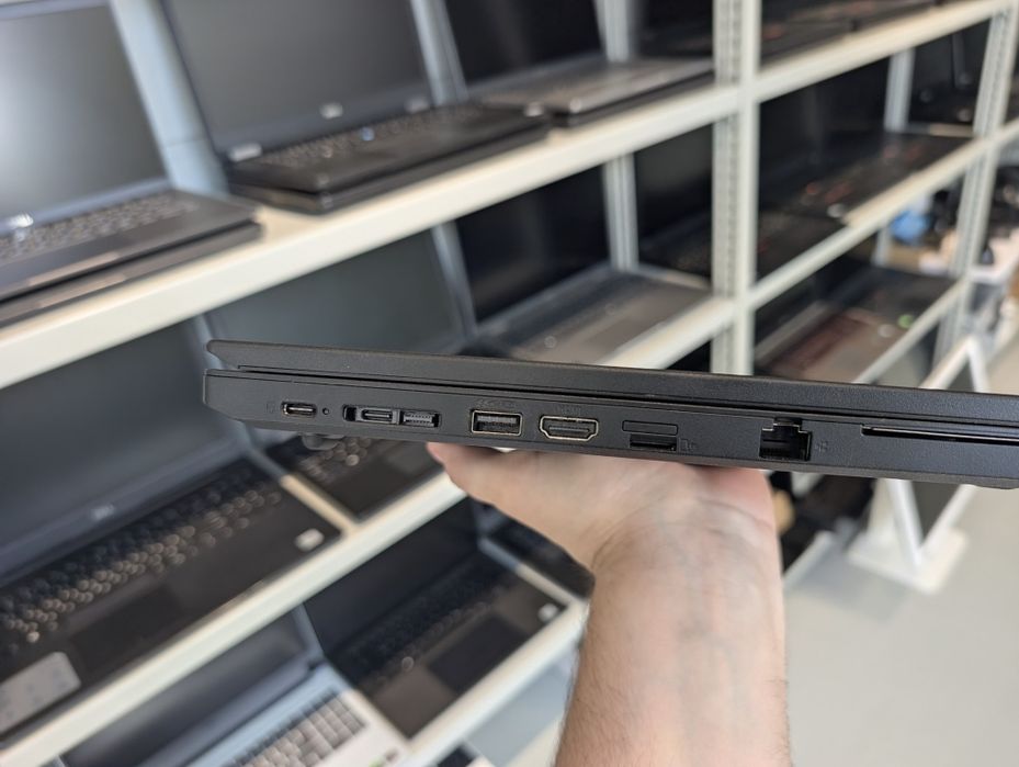 Ноутбуки 15 дюймов Lenovo ThinkPad L590 з SSD є велика кількість