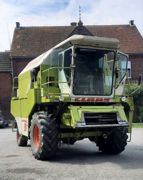 Зерно збиральний комбайн Claas Dominator 96 свіжо привезений