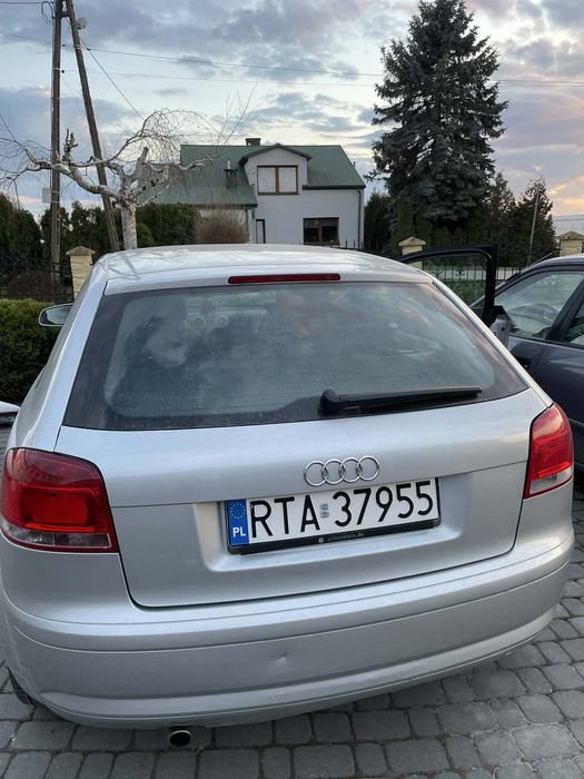 Sprzedam Audi A3  1.6