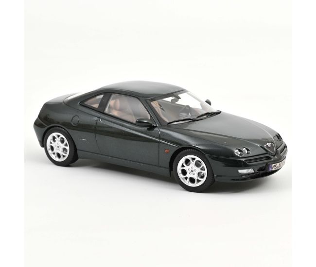 Norev Alfa Romeo GTV 2001 1/18