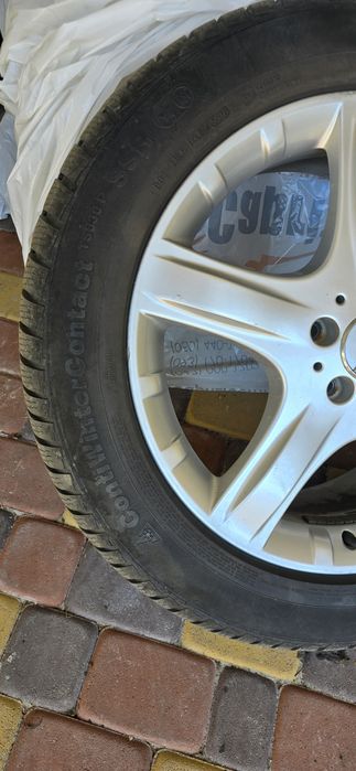 Продам шини з дисками 255/50 r19