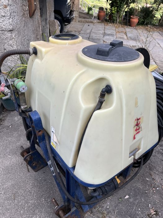 Pulverizador stargric 200 litros