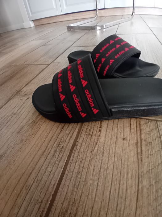 Klapki nowe adidas 42