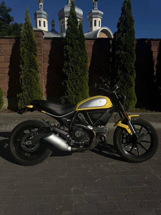 Ducatti scramler 800 2016p