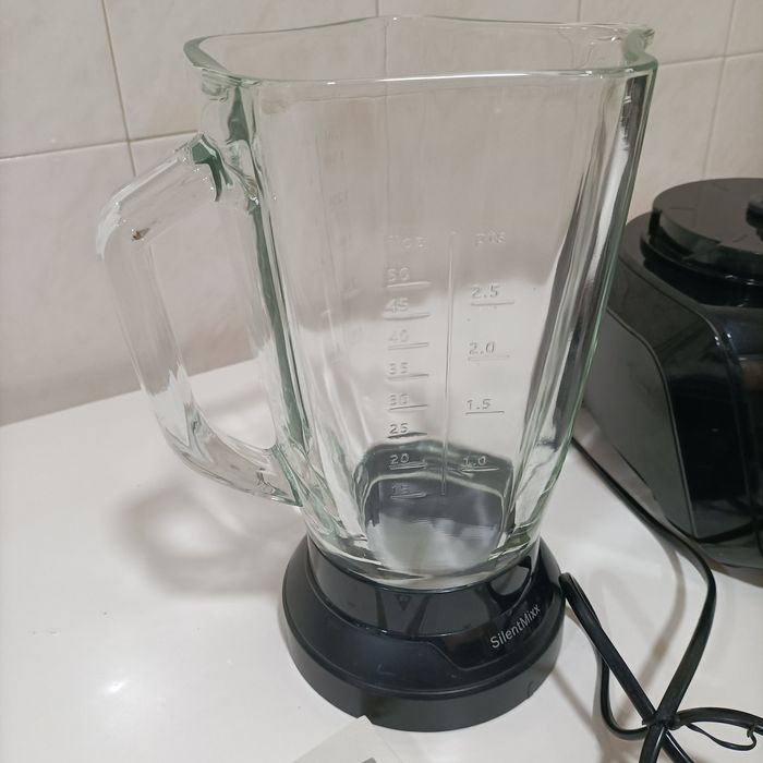 Liquidificadora Bosch 700W  1,5 L
