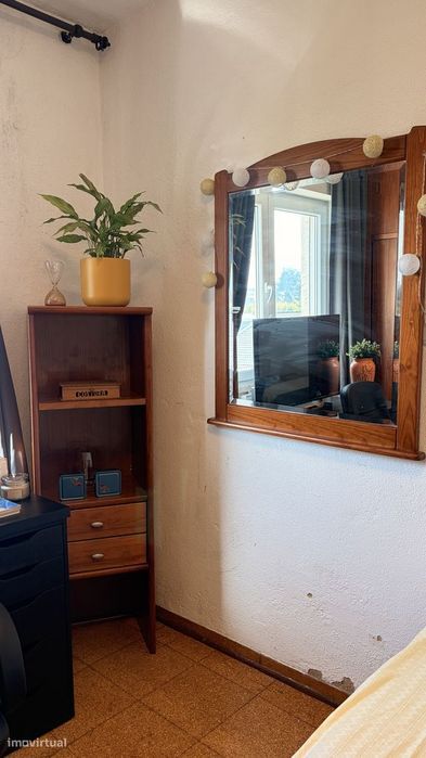 Quarto para arrendar na Sobreda | com contrato e recibos
