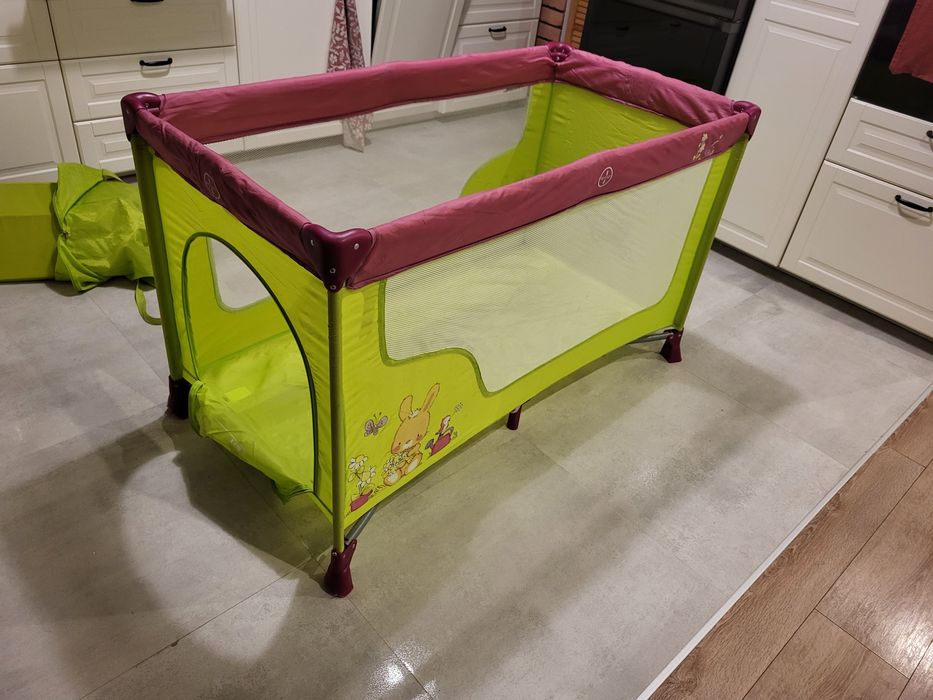 Łóżeczko turystyczne dwupoziomowe