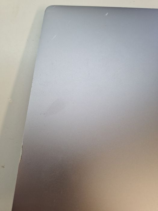 Macbook Pro A2141 16" I7 16Gb