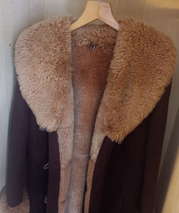 Damski kożuch z owczej skóry. Bardzo dobry stan. Żegocina