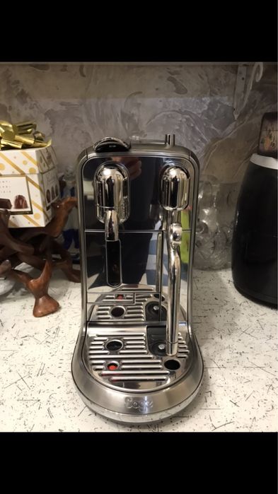 Кофемашина Nespresso Creatista Plus Metal Stainless Steel