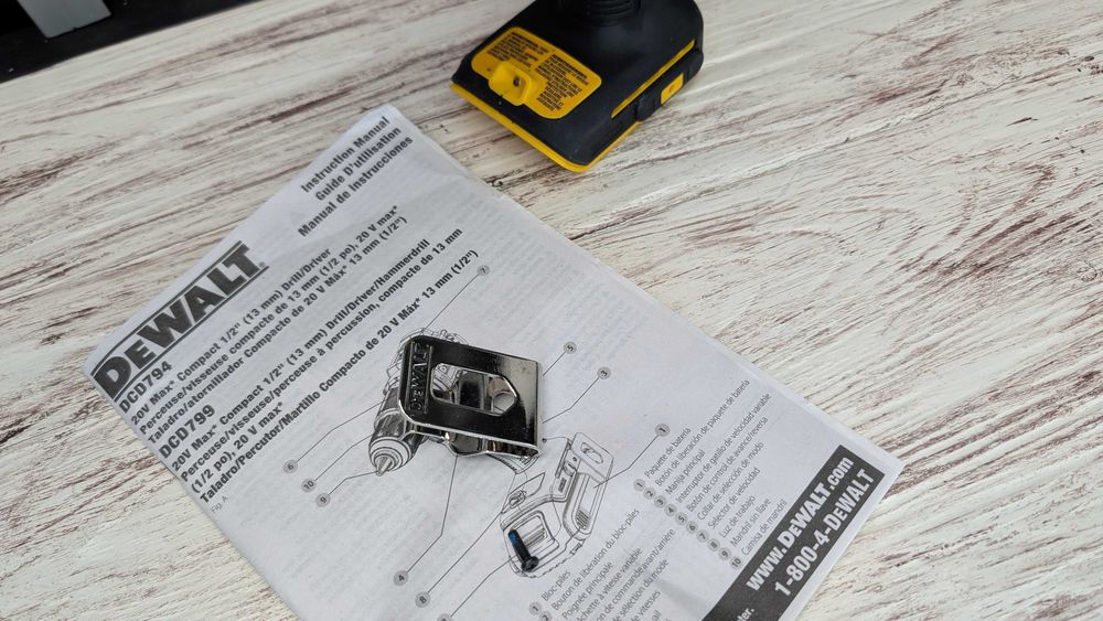 Безщіточний шуруповерт DeWalt DCD799 20v
