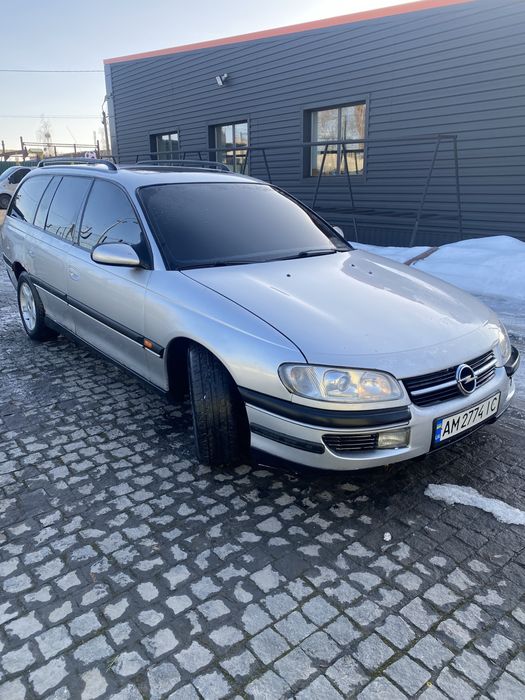Opel Omega B 2.0 16V