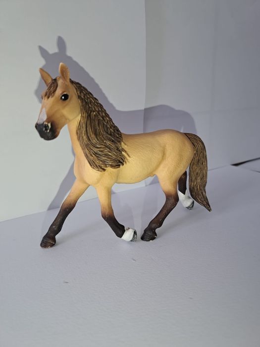 Zestaw koni schleich