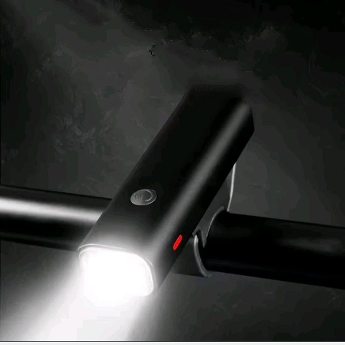 Przednia lampka rowerowa - aluminium.