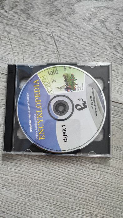 Sprzedam gry + encyklopedie na pc - cena za 1 szt.