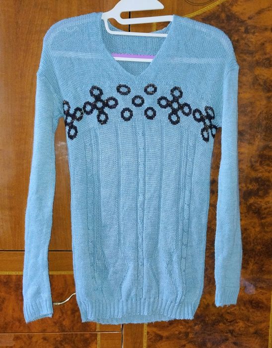 Кофта в'язана жіноча